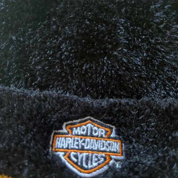 Harley Davidson knit hat with booties - Picture 2 of 5